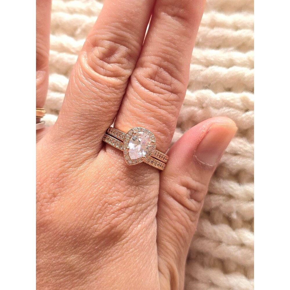 💎NEW💎 ROSE GOLD SIMULATED DIAMOND HALO RING SET - Picture 9 of 11